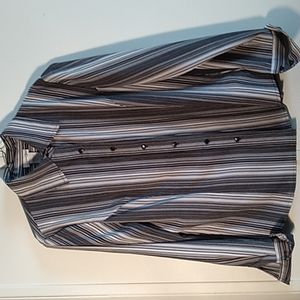East 5th small black & white striped blouse